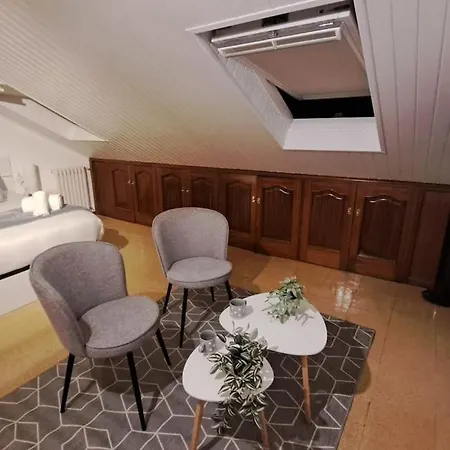 La Buhardilla De Tuy * Tui